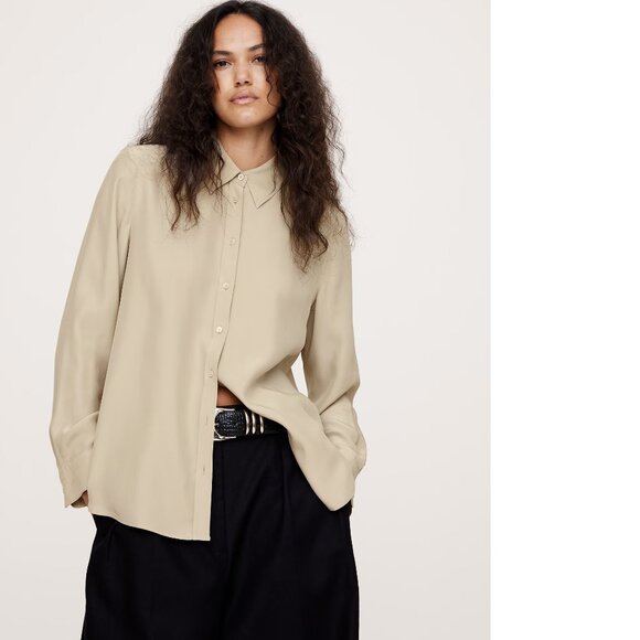 Banana Republic 100% Silk Shirt - Picture 1 of 5